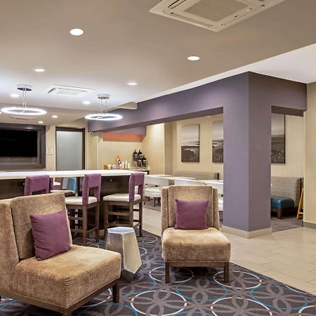 La Quinta By Wyndham Fayetteville Eksteriør bilde