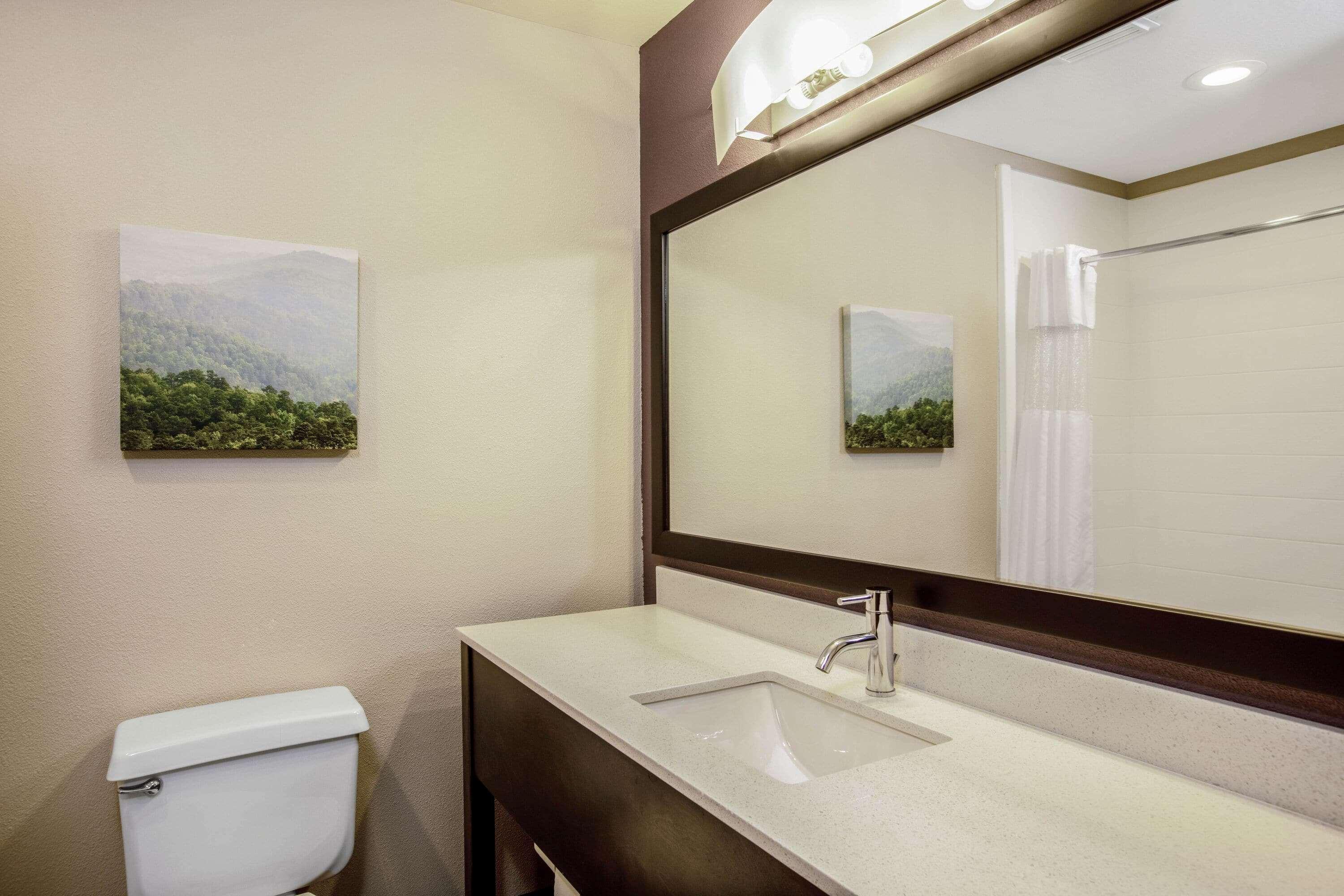 La Quinta By Wyndham Fayetteville Eksteriør bilde