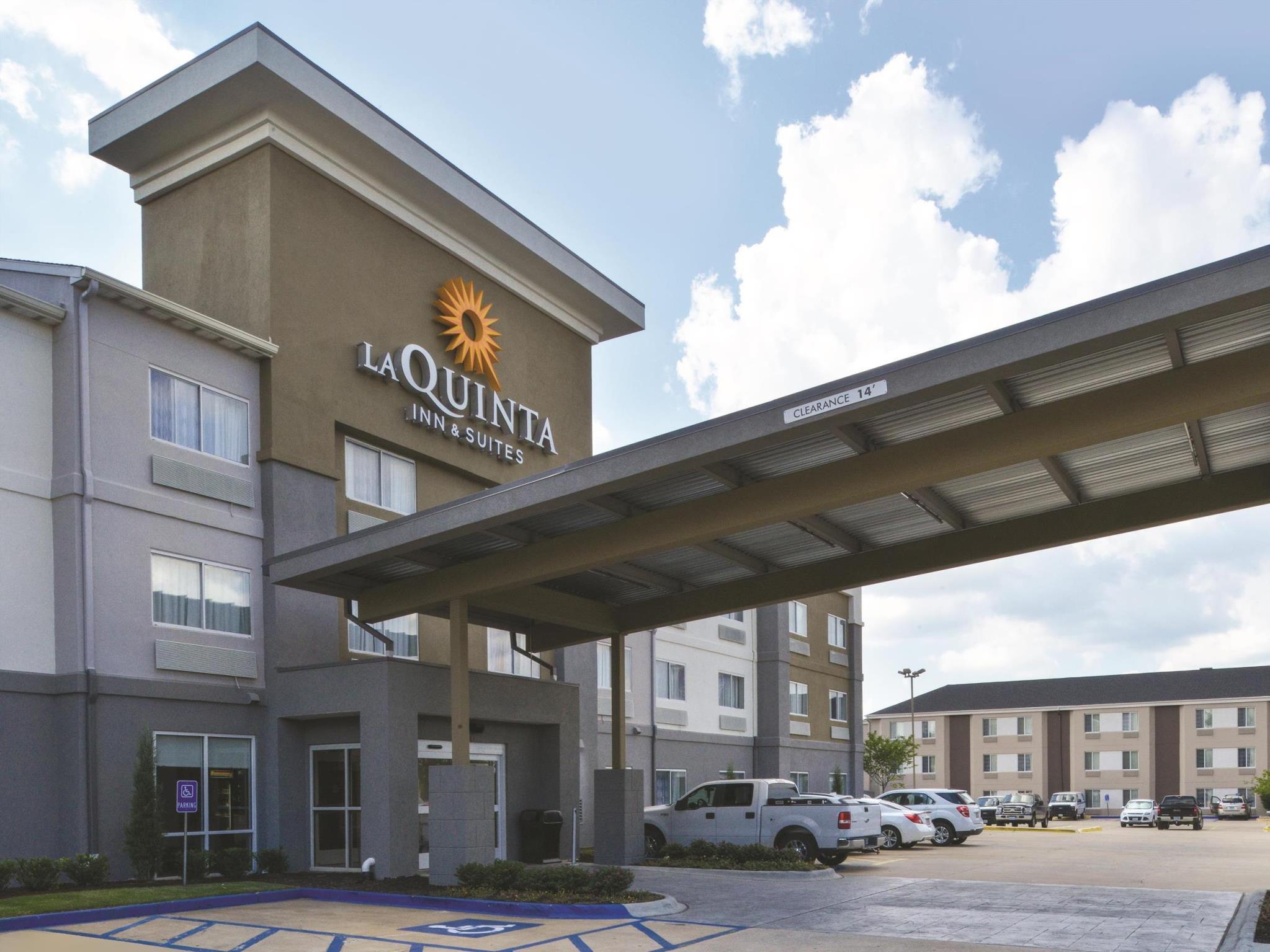 La Quinta By Wyndham Fayetteville Eksteriør bilde