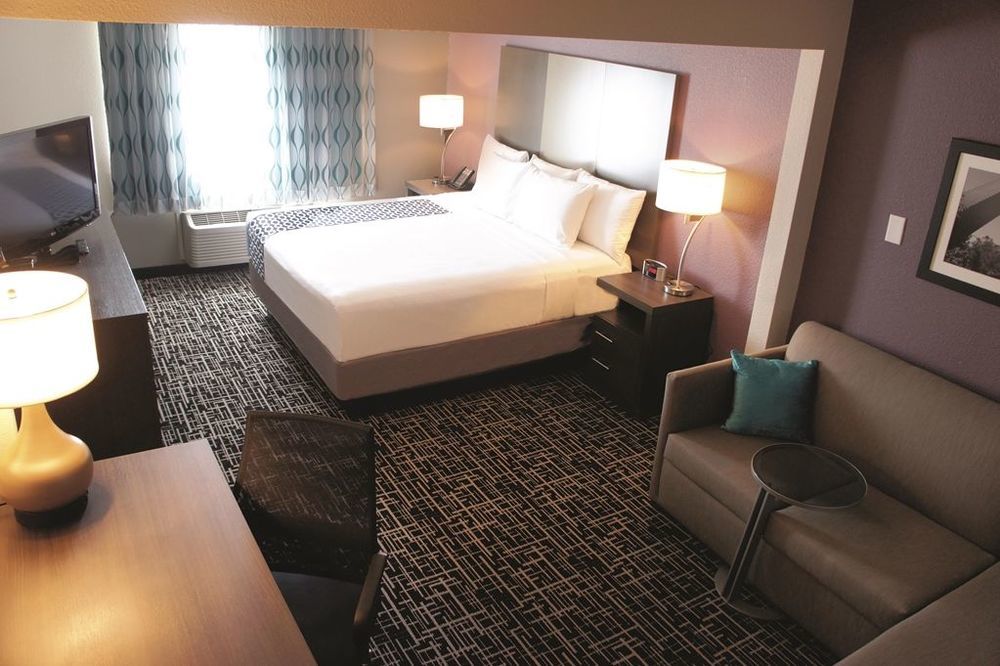 La Quinta By Wyndham Fayetteville Rom bilde