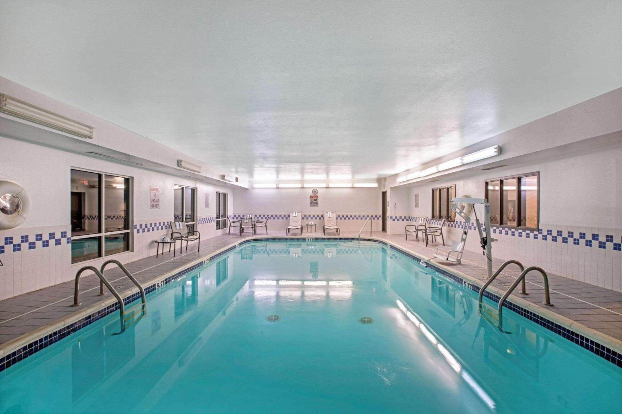 La Quinta By Wyndham Fayetteville Eksteriør bilde